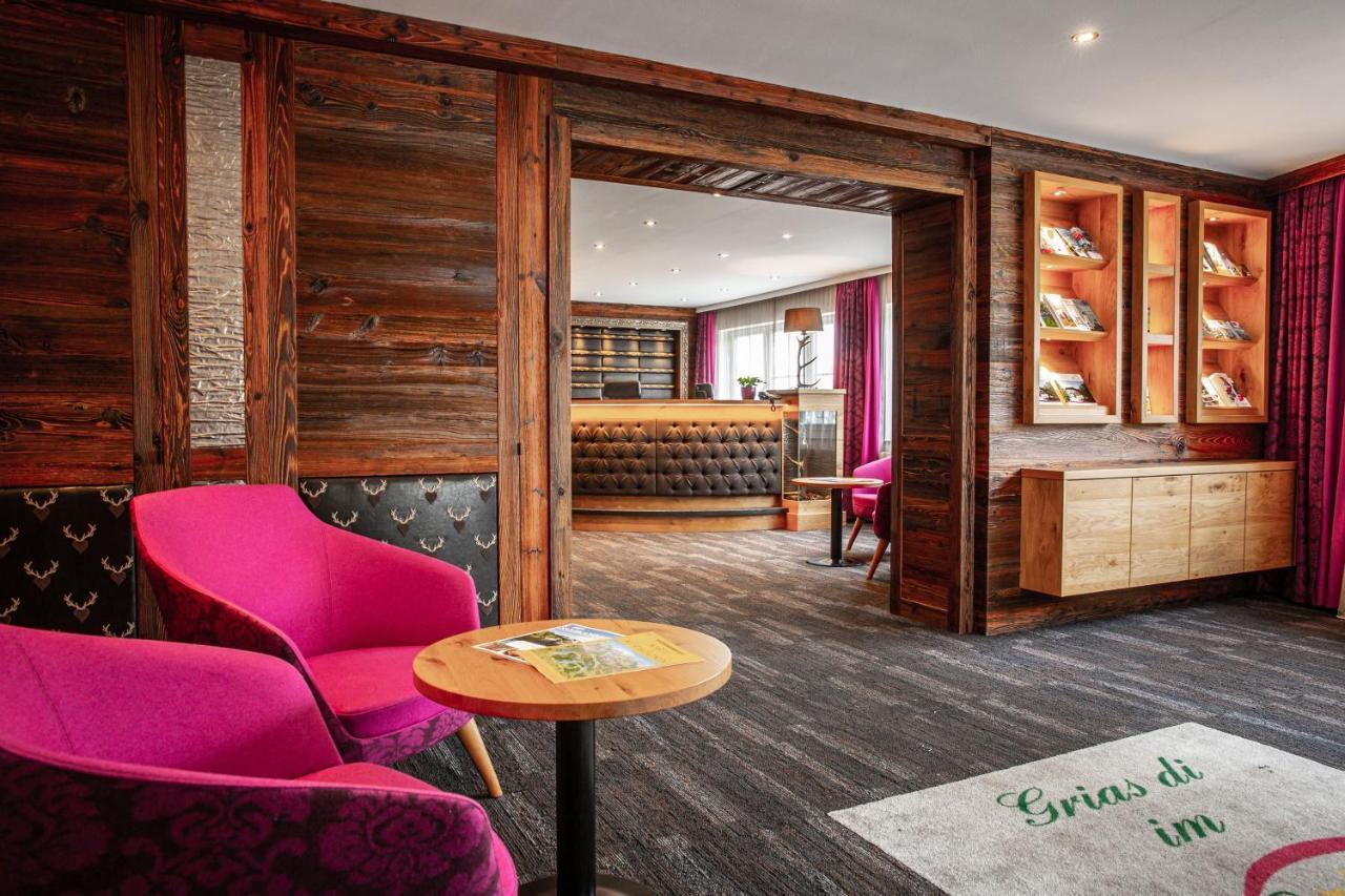 Voralpenhotel Schmoller Sankt Georgen im Attergau Exterior foto
