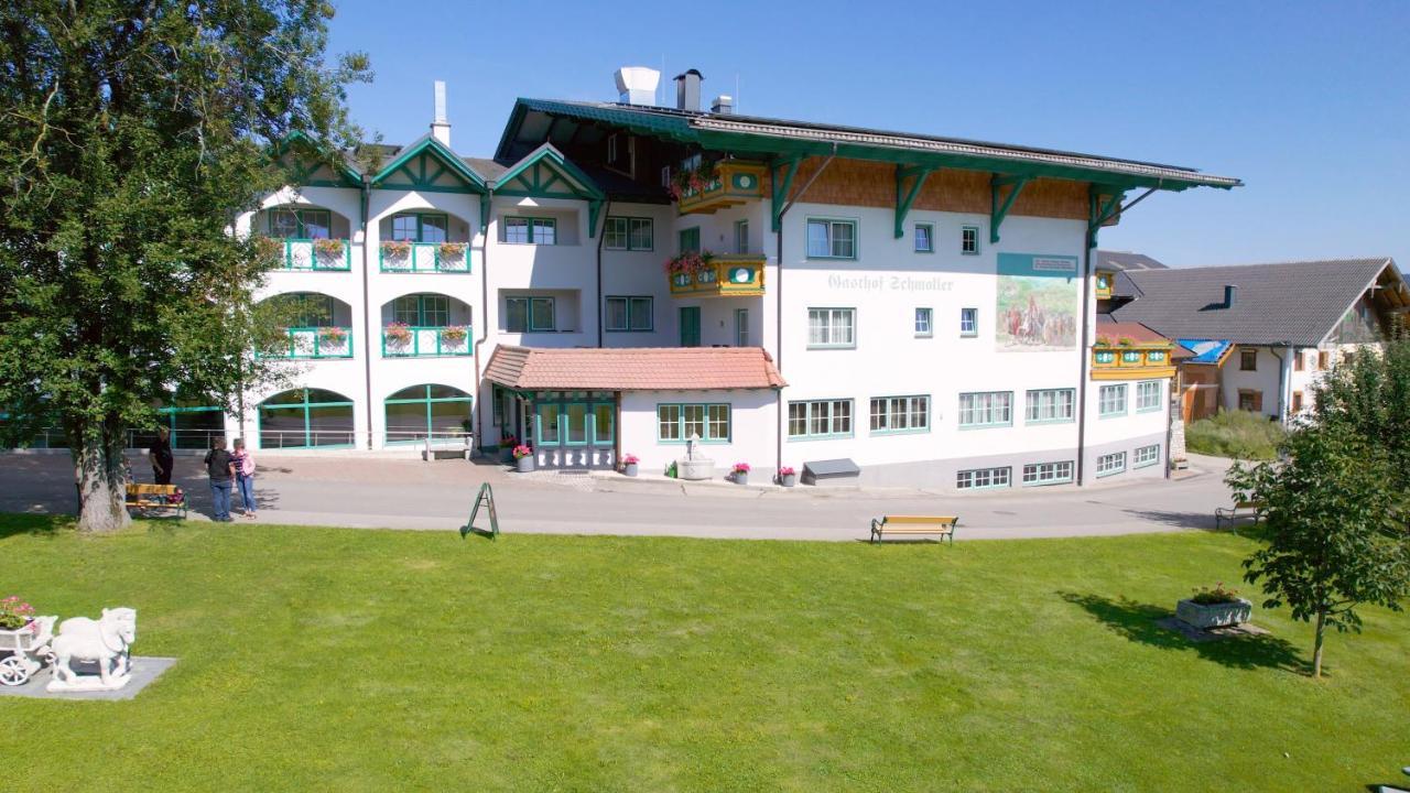 Voralpenhotel Schmoller Sankt Georgen im Attergau Exterior foto