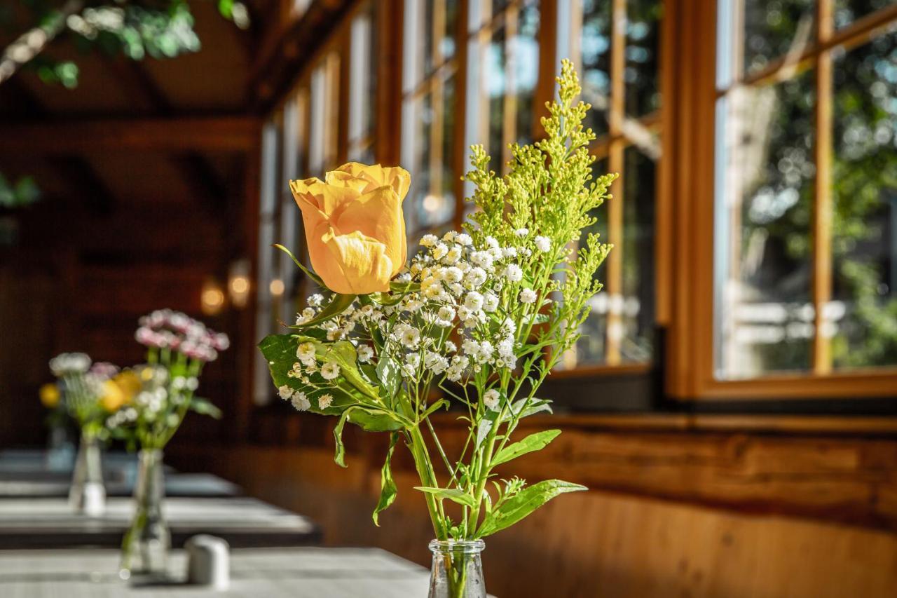 Voralpenhotel Schmoller Sankt Georgen im Attergau Exterior foto